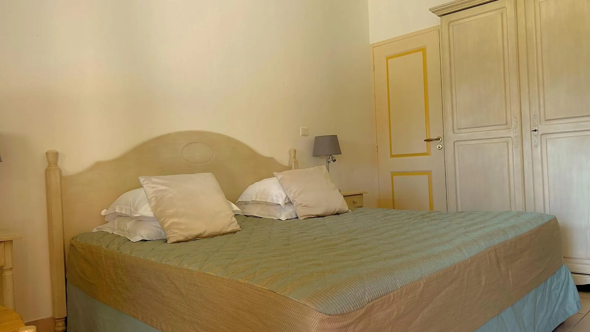 Hotel Terriciae Aux Portes De Maussane Les Alpilles